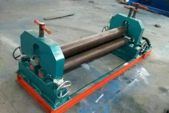 三輥卷板機(jī)